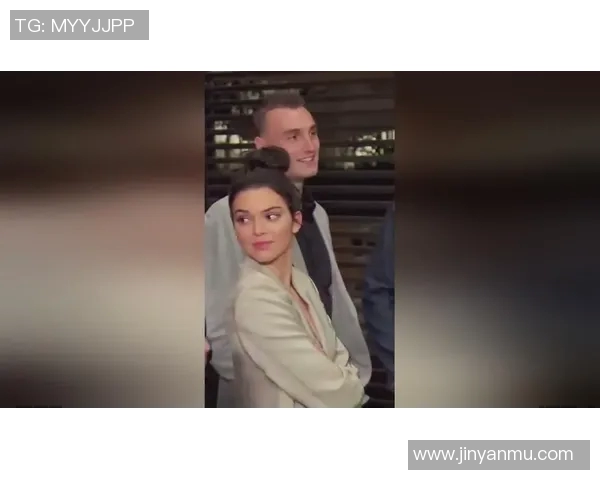 足球巨星与肯豆的绯闻情缘揭秘背后的真实故事